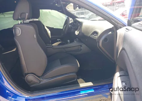 2022 Dodge Challenger R/T from USA, damaged, VIN 2C3CDZBT6NH149131